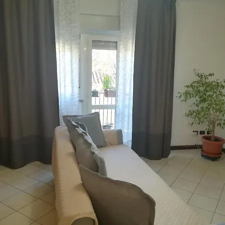 Apartment Guestflat In Lucca, Visitando Toscana