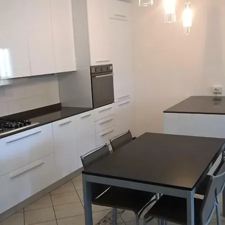 Apartment Guestflat In Lucca, Visitando Toscana